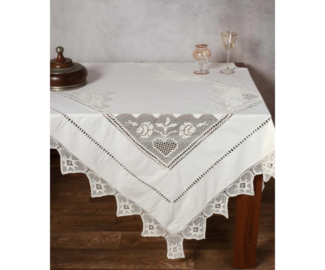 Χειροποίητο τραπεζομάντηλο 1460 (140cm x 180cm) μπέζ